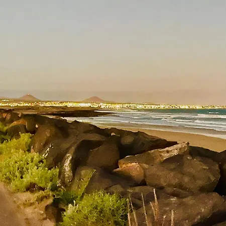 Relaxing Upper Floor Apartment- Exclusive Complex.