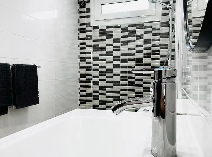 דירה Relaxing Upper Floor Apartment- Exclusive Complex. *