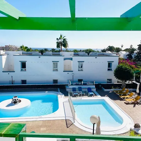 아파트 Relaxing Upper Floor Apartment- Exclusive Complex.